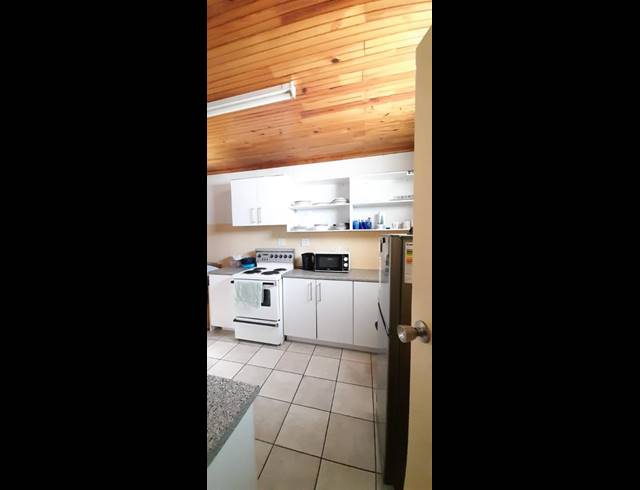 1 BEDROOM PROPERTY TO RENT IN STEENBERG